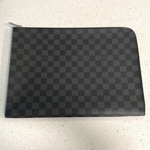 Louis Vuitton Pochette Jour GM